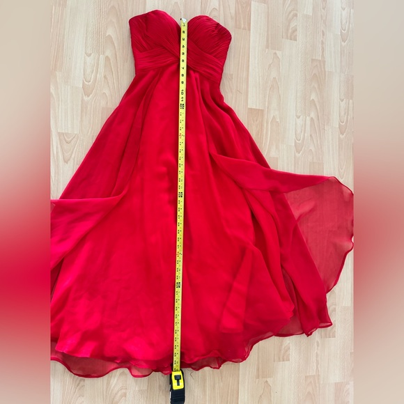 Elegant Red Strapless Evening Gown B'DAZZLE BY ALYCE size 0 - Picture 9 of 12